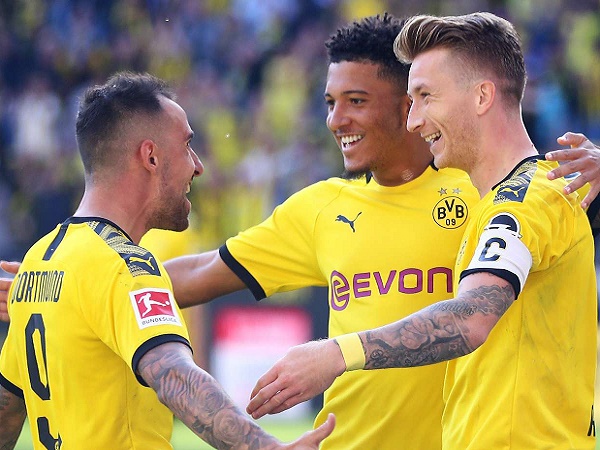 Huyền thoại bóng đá Đức hiến kế để Dortmund trở lại